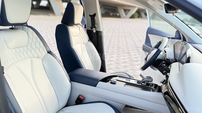 DongFeng Aeolus L7-13