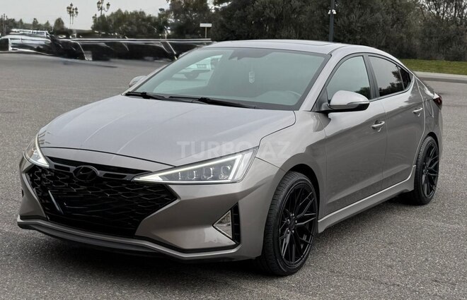 Hyundai Elantra-5