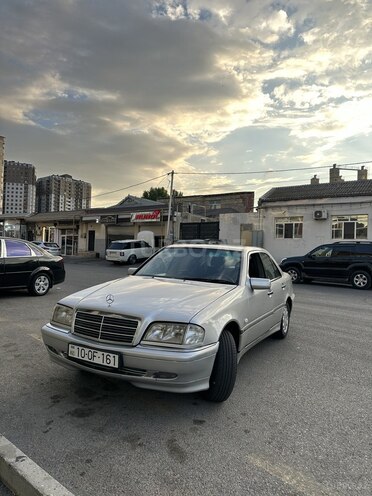 Mercedes C 180-2
