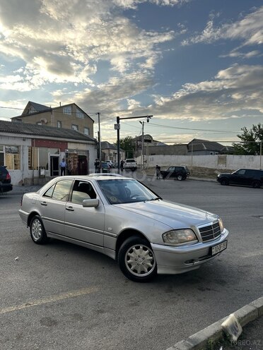 Mercedes C 180-1