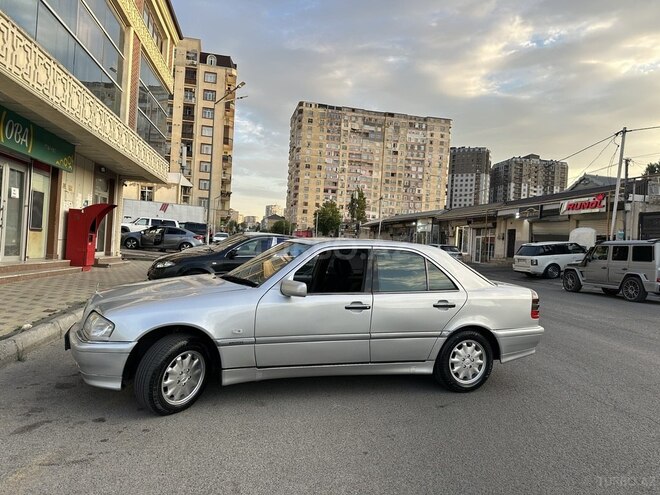 Mercedes C 180-5
