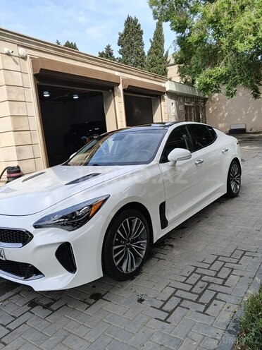Kia Stinger-2