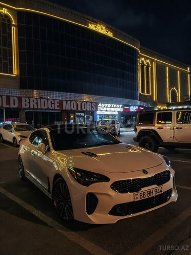 Kia Stinger-8