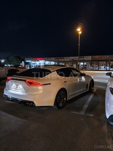 Kia Stinger-12