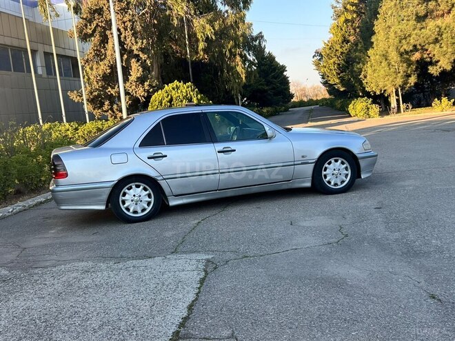 Mercedes C 220-7