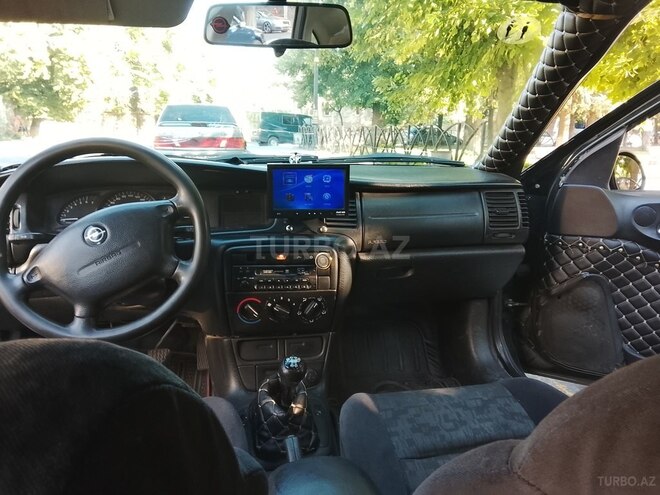 Opel Vectra-7