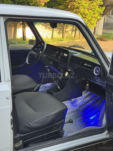 LADA (VAZ) 2107-2