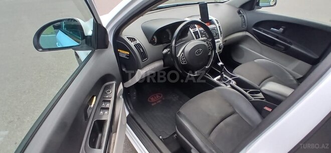 Kia Ceed-5