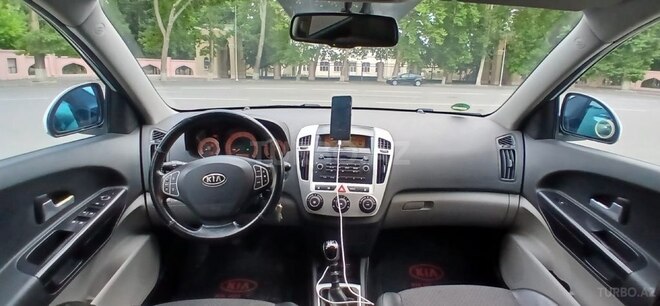 Kia Ceed-7