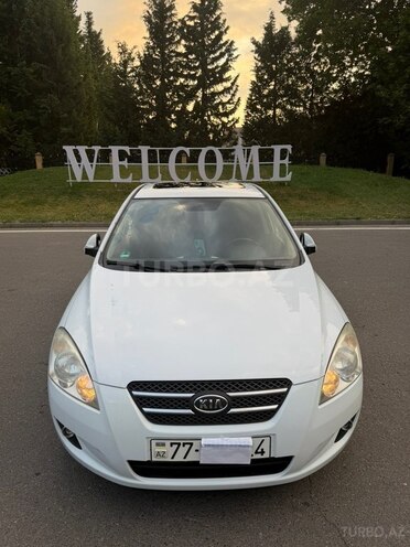 Kia Ceed-1