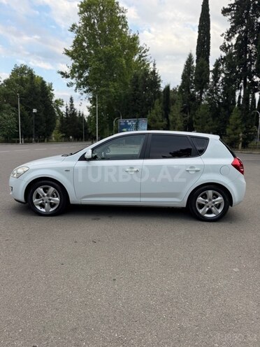 Kia Ceed-15