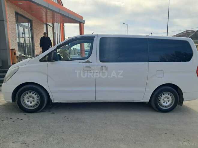 Hyundai H-1-5