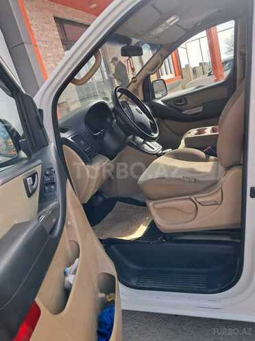 Hyundai H-1-6