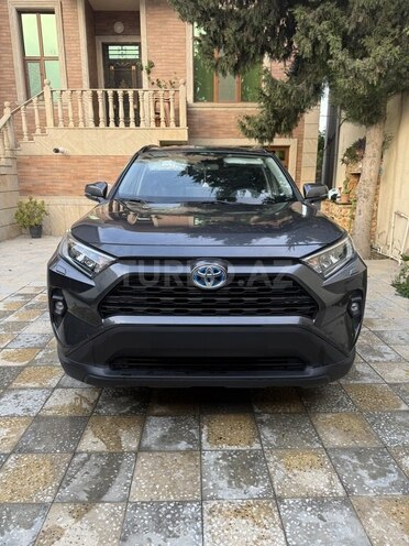 Toyota RAV4-1