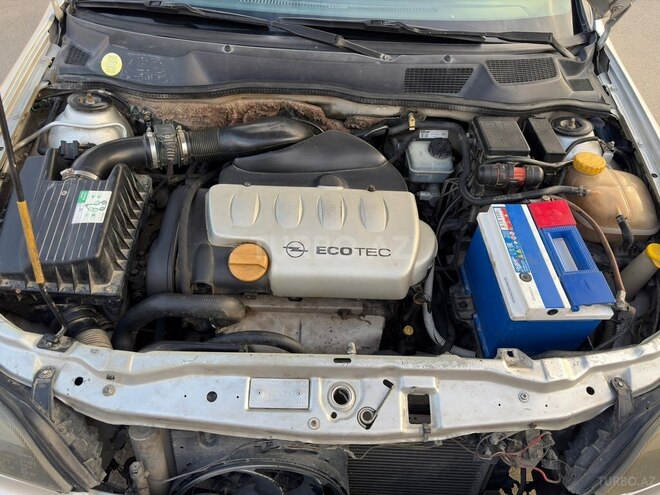 Opel Astra-8