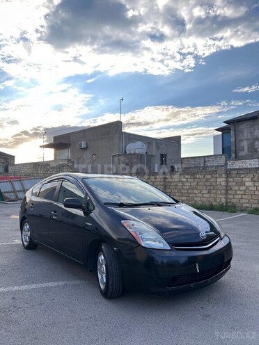 Toyota Prius-3