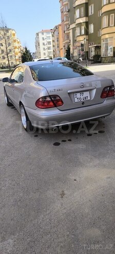Mercedes CLK 320-5