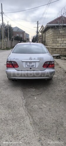 Mercedes CLK 320-8