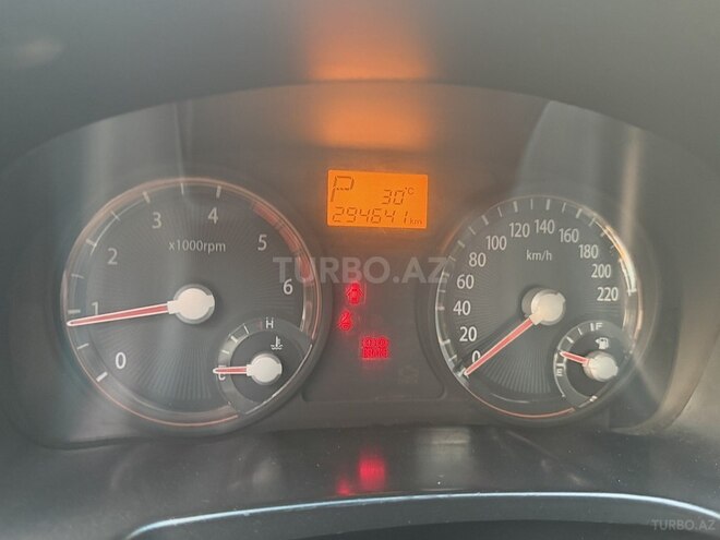Kia Rio-13