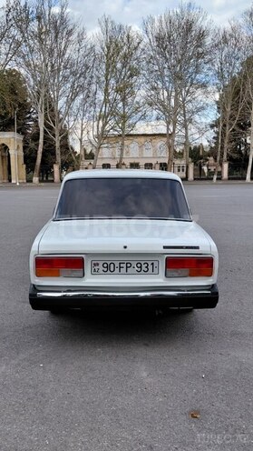 LADA (VAZ) 2107-4