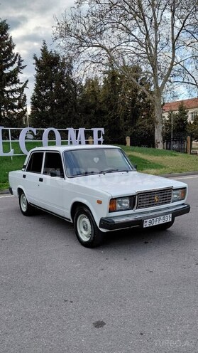 LADA (VAZ) 2107-5