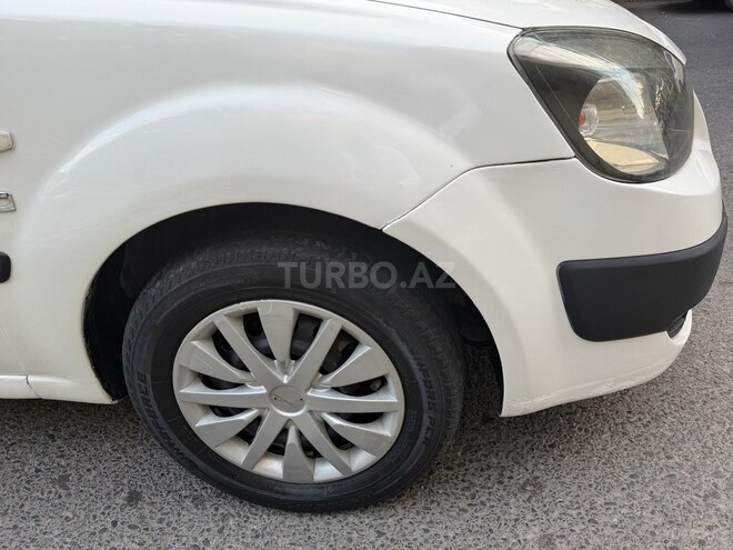 Kia Rio-8