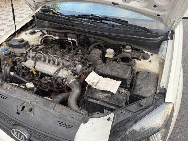 Kia Rio-18