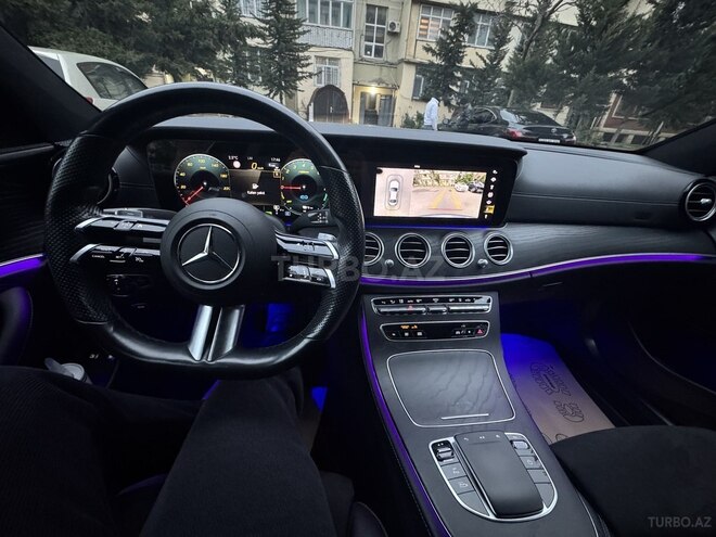 Mercedes E 300 e 4MATIC-18