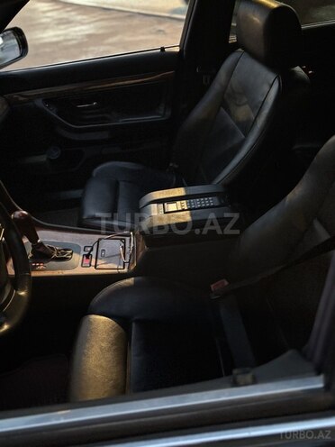 BMW 728-7