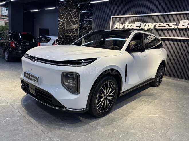 Changan Qiyuan Q07-7