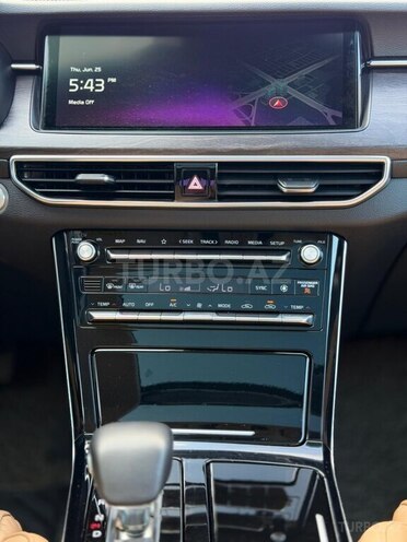 Kia K7-15