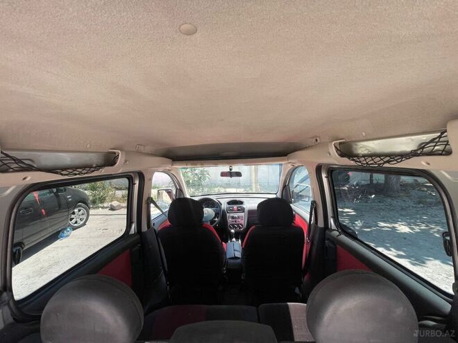 Opel Combo-7
