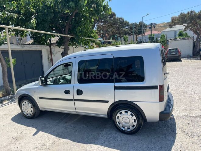 Opel Combo-4