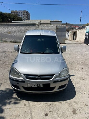 Opel Combo-1