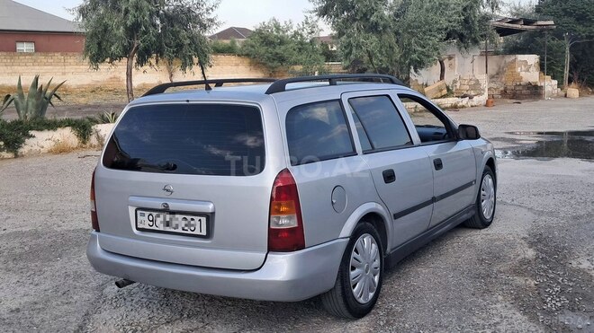 Opel Astra-12