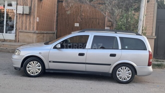 Opel Astra-2