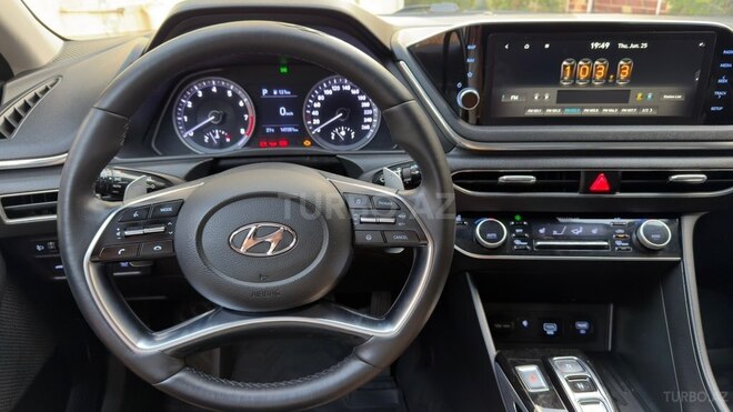 Hyundai Sonata-5