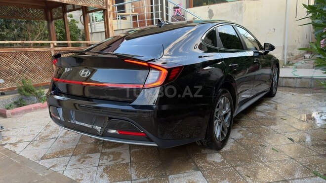 Hyundai Sonata-3