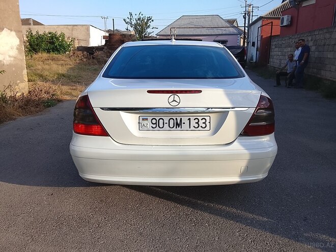 Mercedes E 220-7