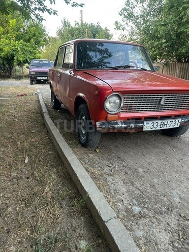 LADA (VAZ) 21011-2