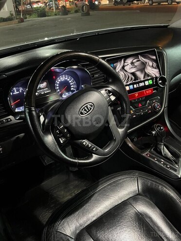 Kia Optima-5