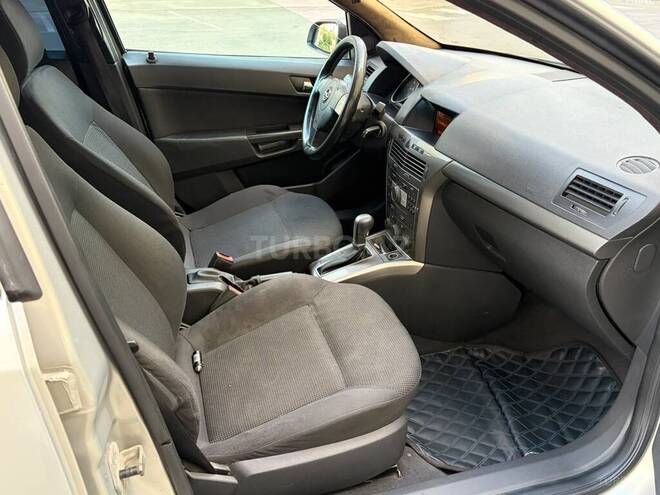 Opel Astra-11