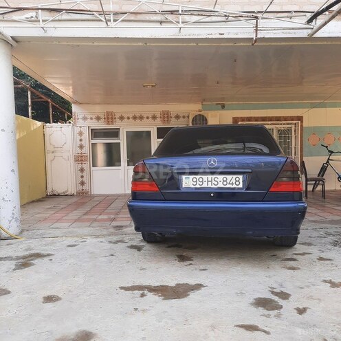 Mercedes C 180-4
