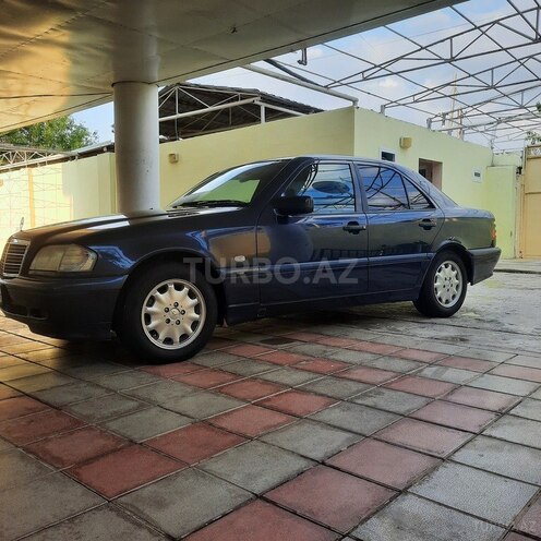 Mercedes C 180-5