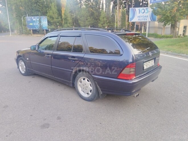 Mercedes C 200-4
