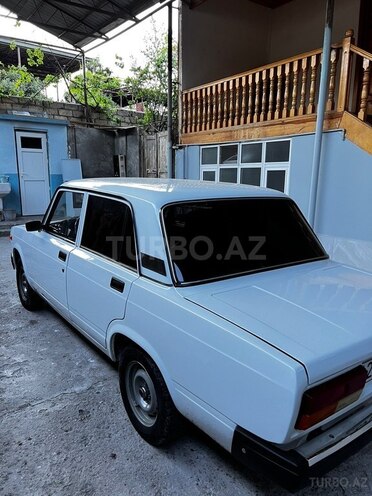 LADA (VAZ) 2107-5