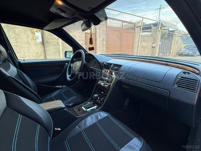 Mercedes C 240-3