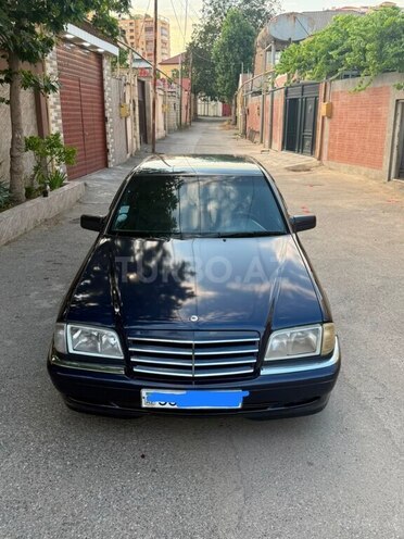 Mercedes C 240-1