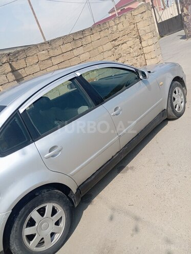 Volkswagen Passat-3