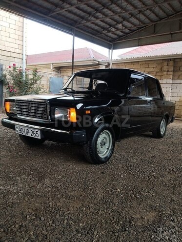 LADA (VAZ) 2107-4